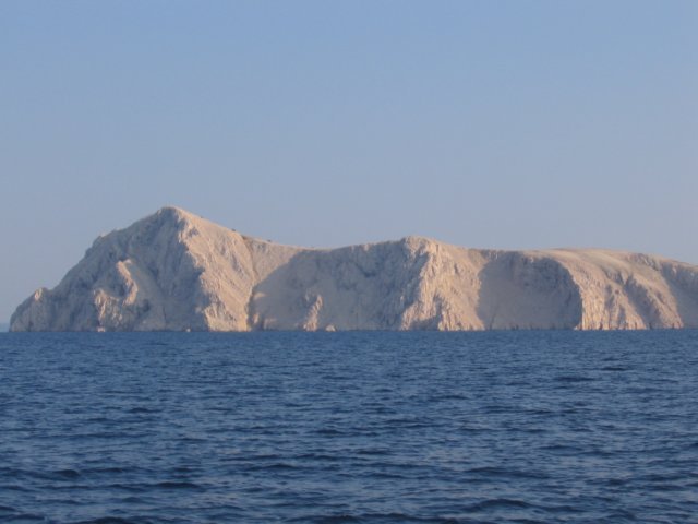 veootokulahkopreberetenahttpslwikipediaorgwikigoli_otok.jpg