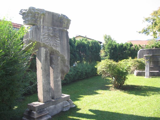 dvojnipilaster.jpg