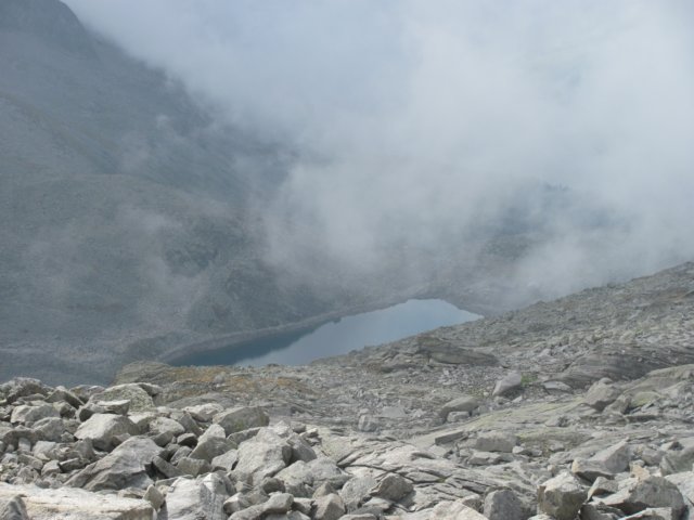 ponovnosmougledalijezeroinkoo.jpg
